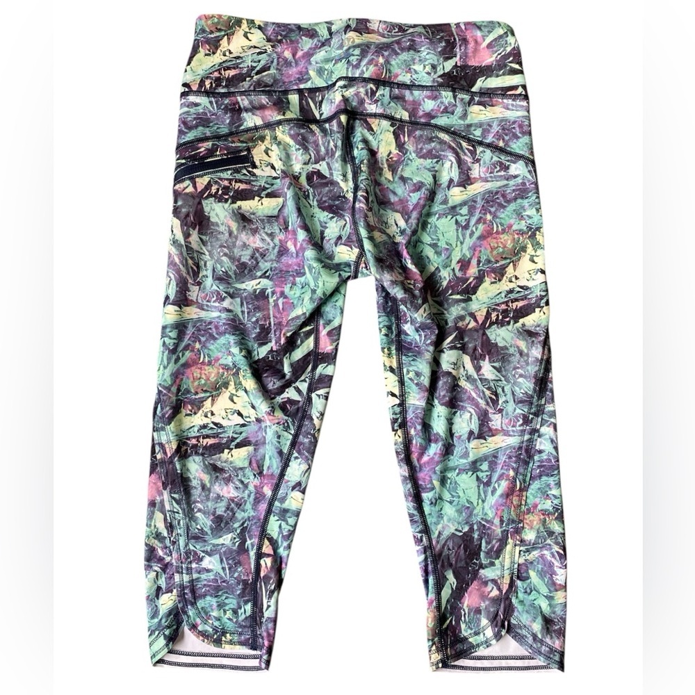 lululemon athletica Women’s Cropped Leggings Size 6 - Picture 4 of 16